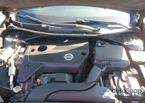 2015 Nissan Altima 2.5 Sv из США, поврежденный, VIN 1N4AL3AP9FC276635